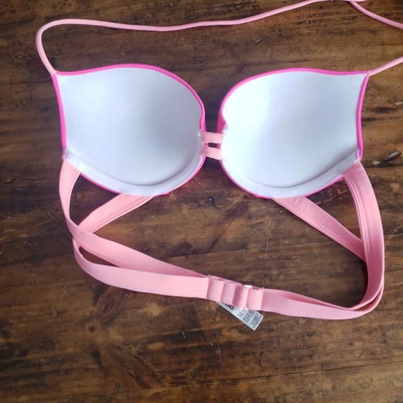 VS Pink bikini top - Picture 2 of 3